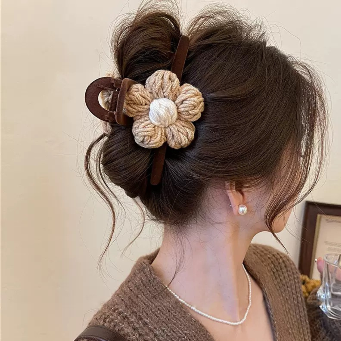 Biege Flower Hair Clip