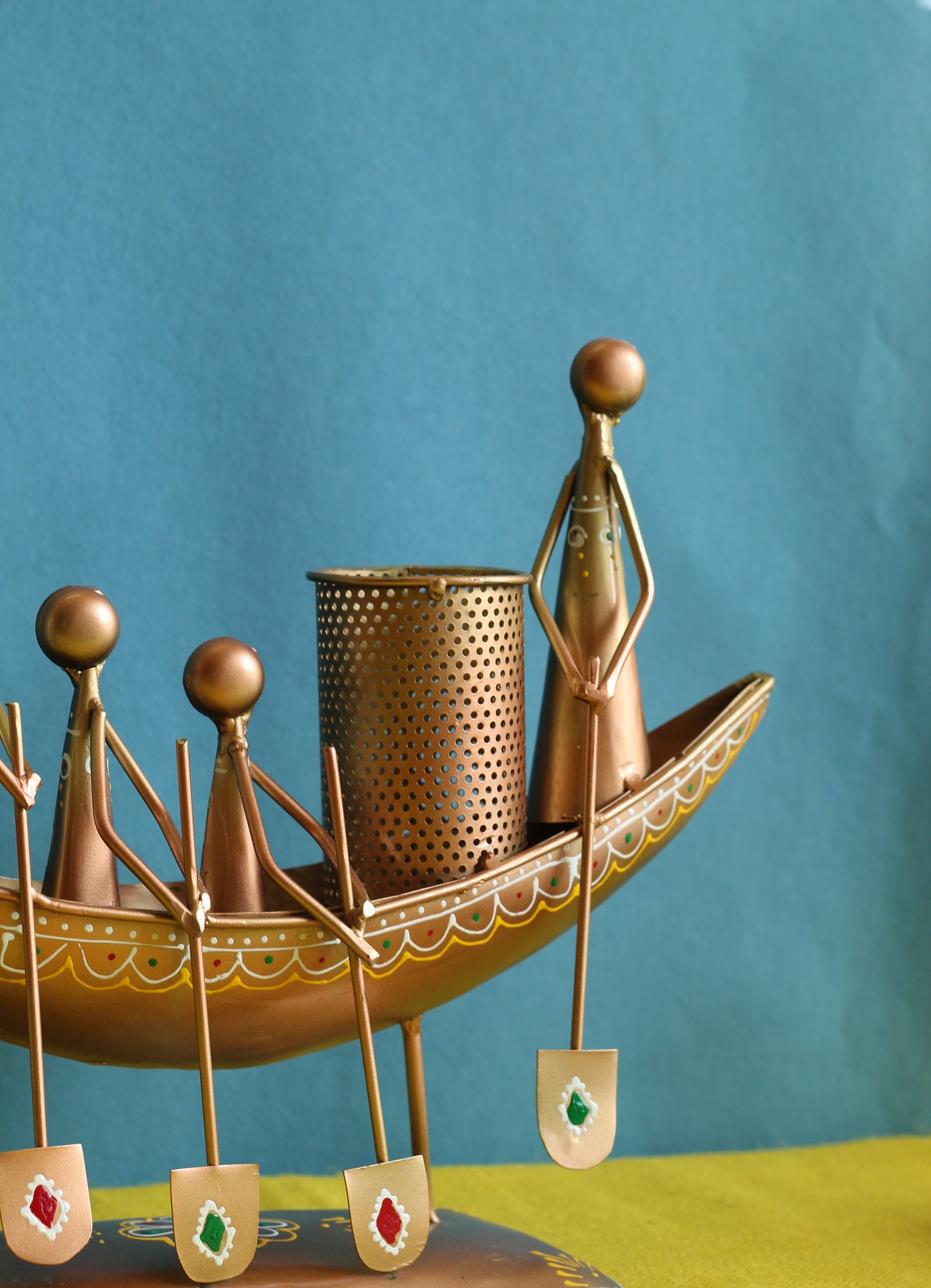 Big Boat Showpiece