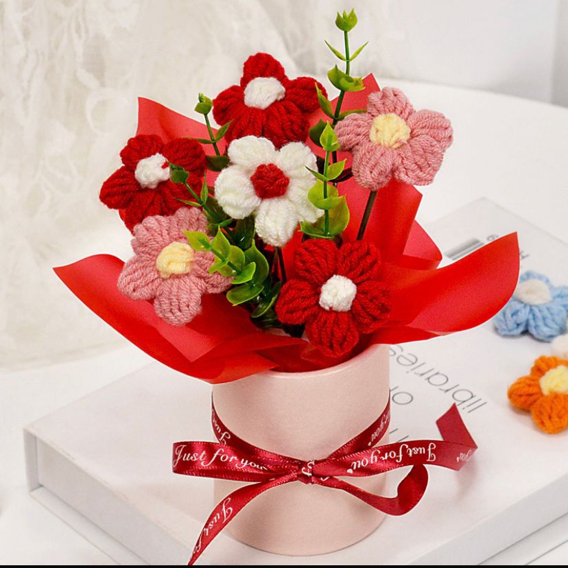 Festive Red Crochet Flower Bouquet (1 pc)