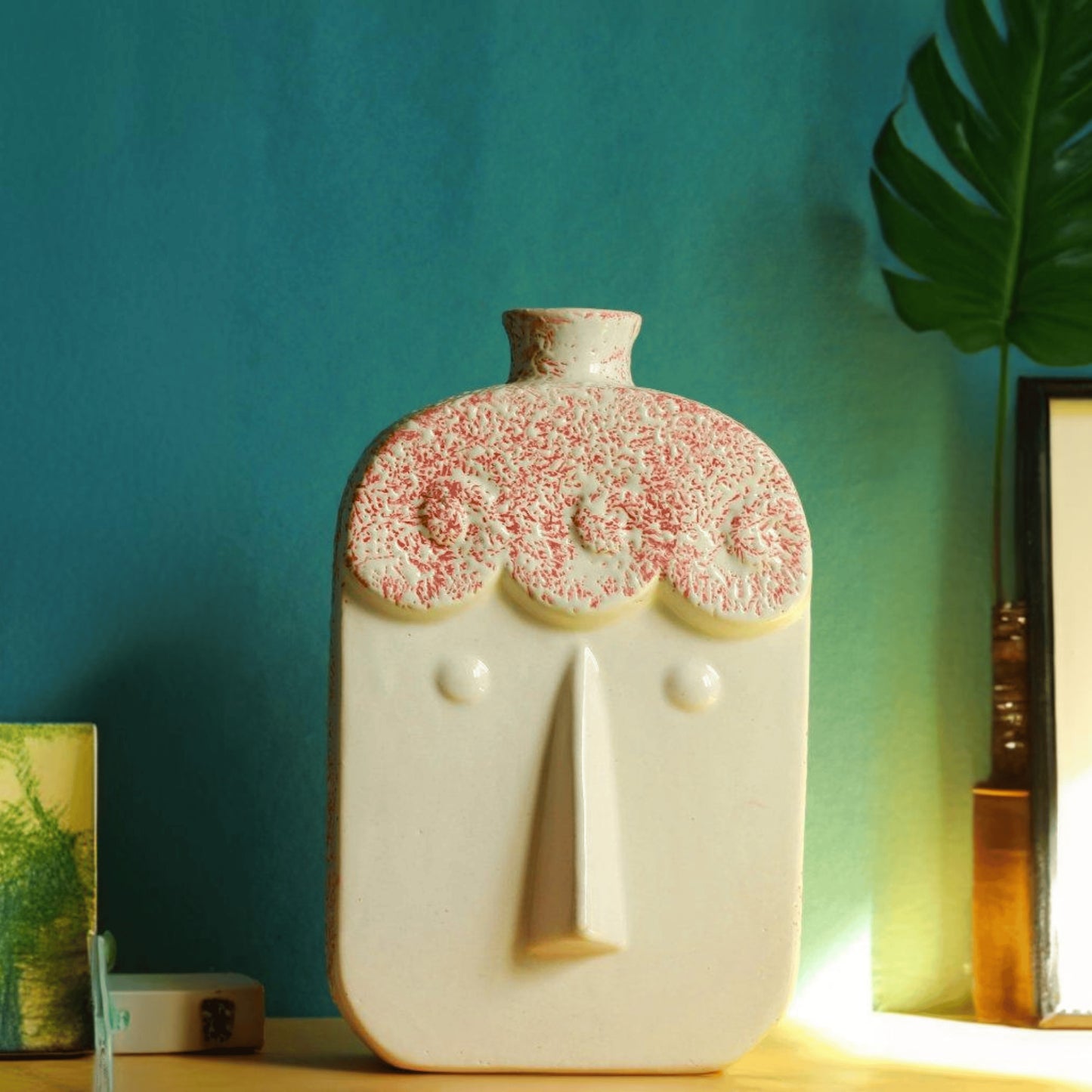 Quirky Face Vase (Red)