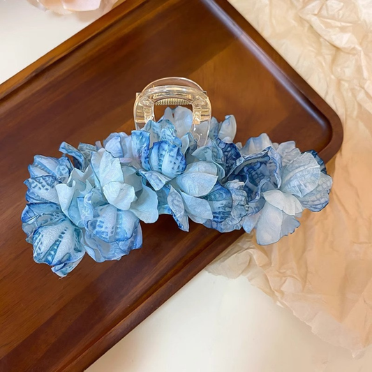 Floral Blue Clutcher