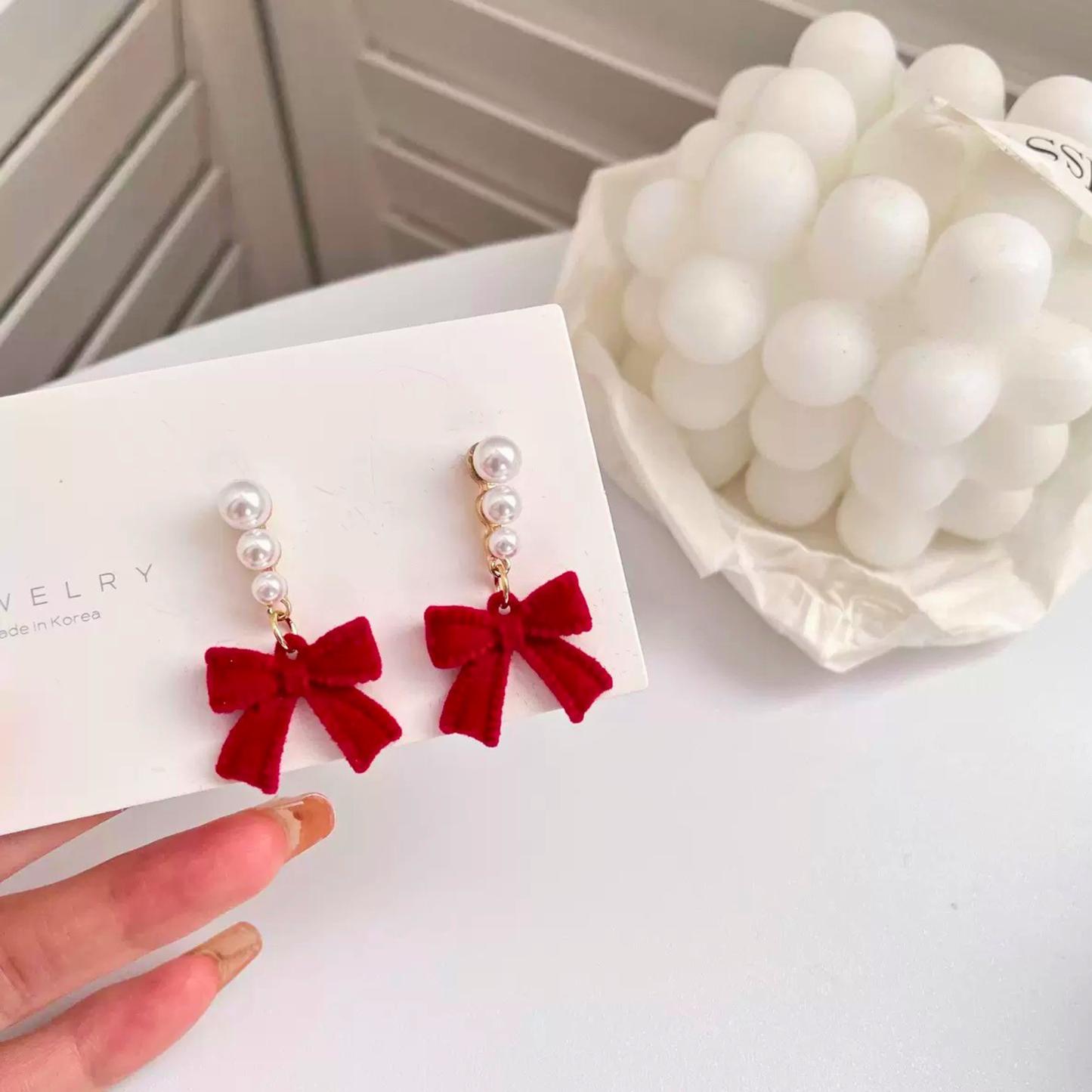 Red Bow Drops