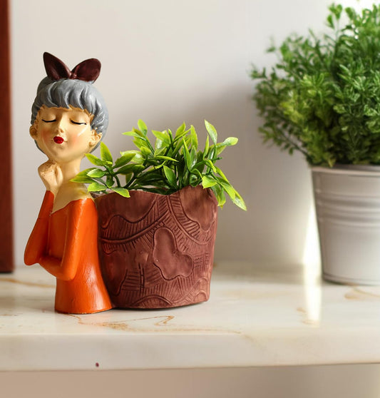 Basket Girl Showpiece