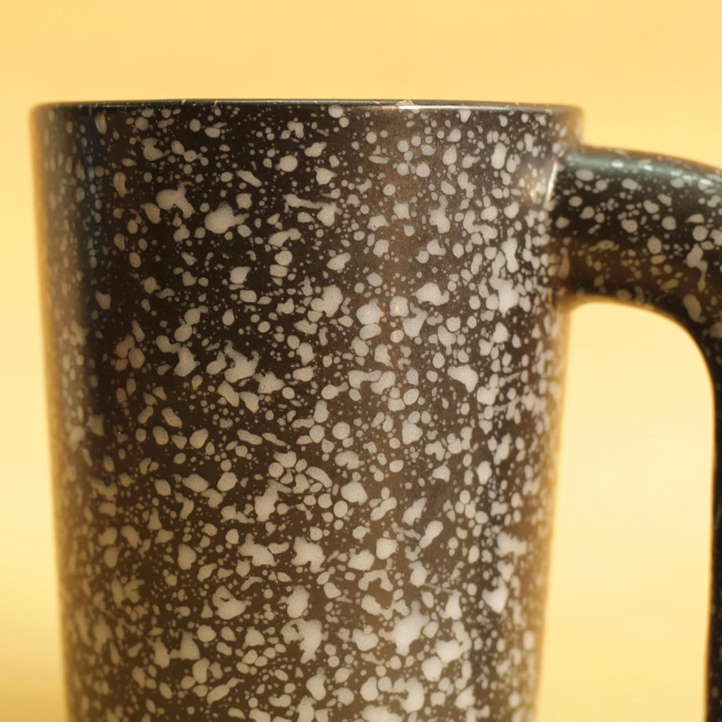 Black Trunk Cup