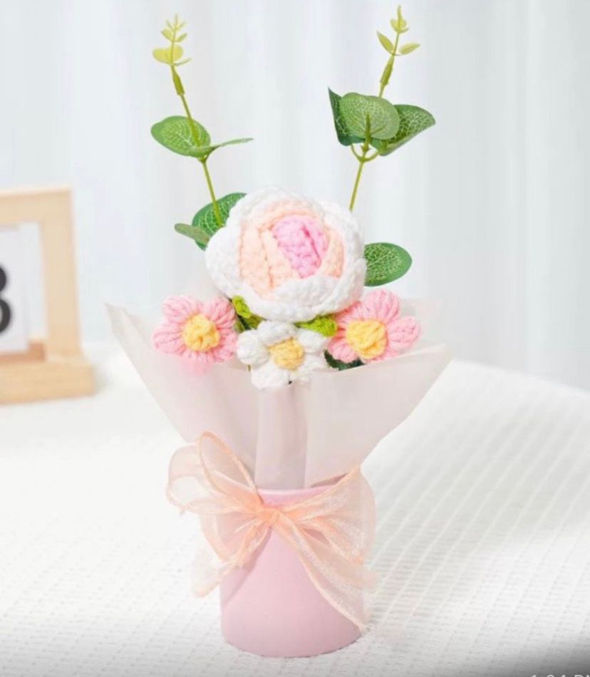 Pastel Pink Rose Crochet Flower Bouquet (1 pc)